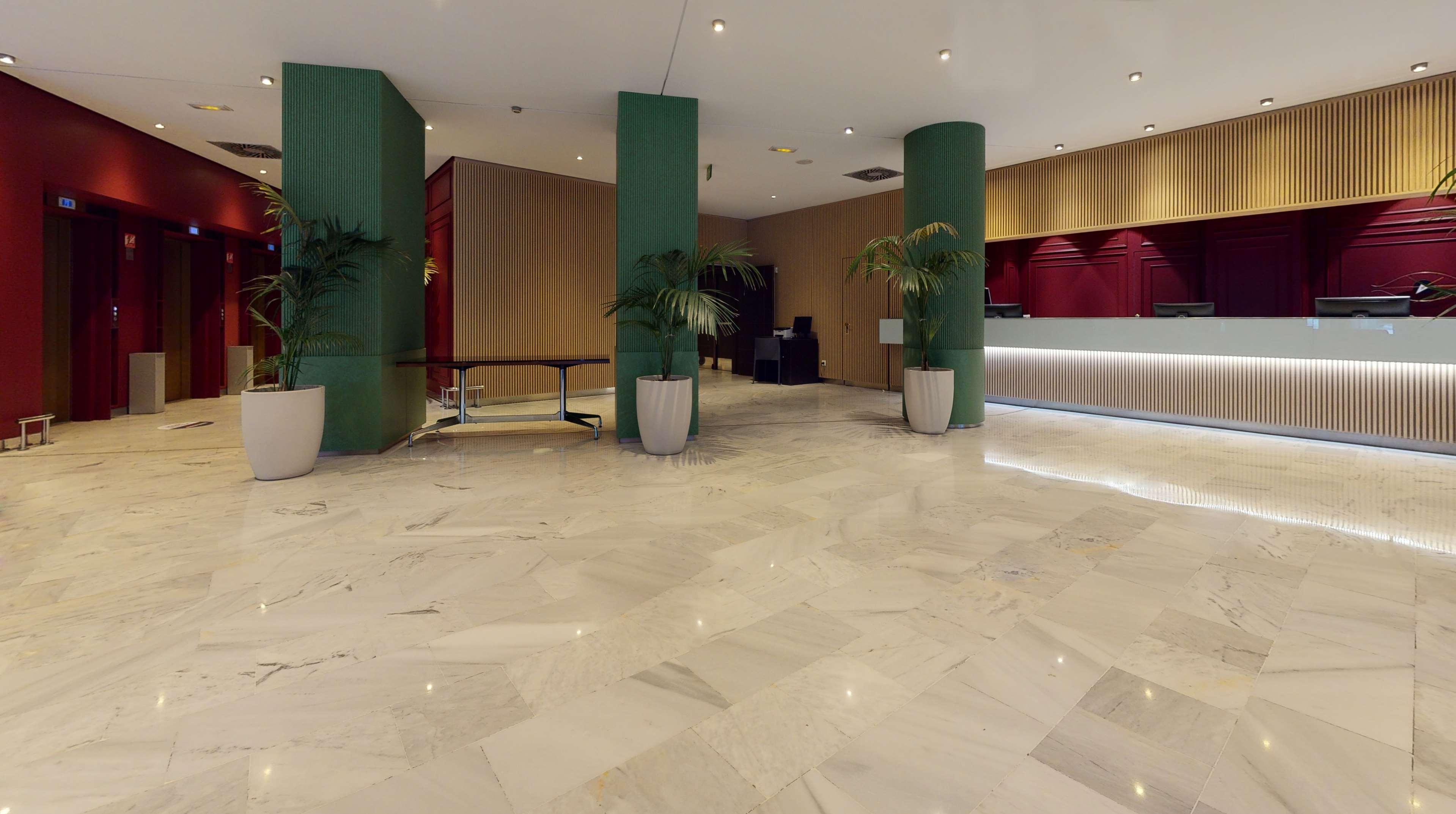 Hotel Radisson Red Madrid Esterno foto